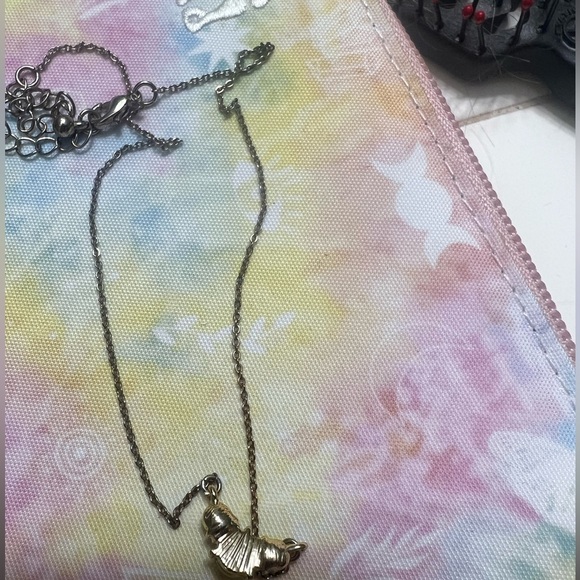 Disney Minnie Mouse Necklace - Picture 8 of 8